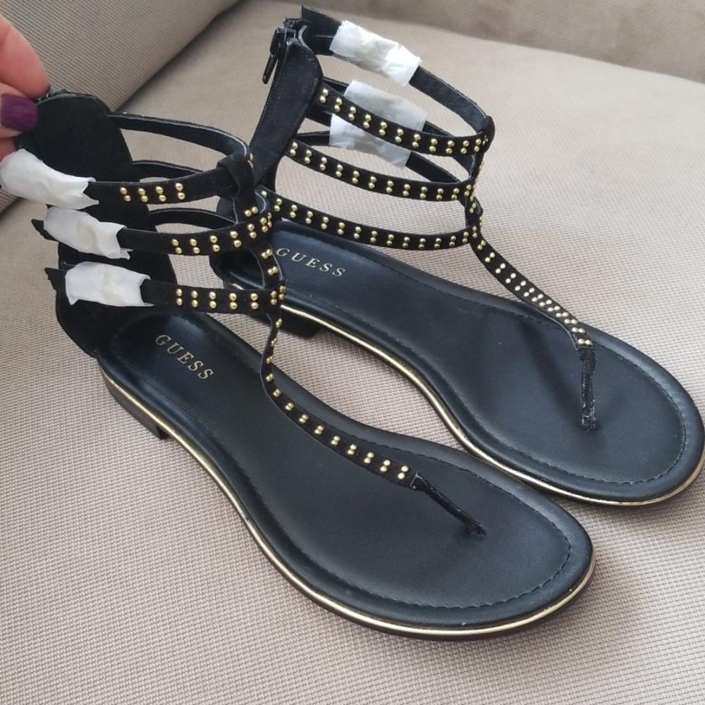 *NWT* Guess gold studded sandals